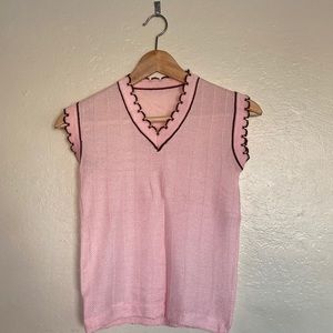Vintage knitted sweater vest